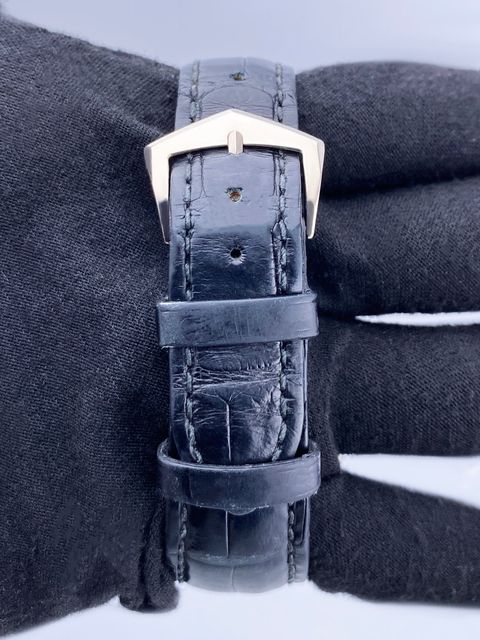 Patek Philippe Calatrava 5296G-010 Image 6